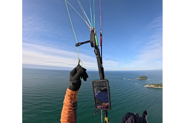 Quad Lock phone riser connector – Mount Paragliding